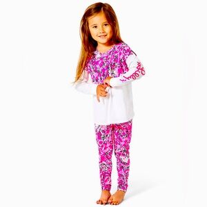 Girl’s Lilly Pulitzer Top. Mini Finn Pink in size medium.